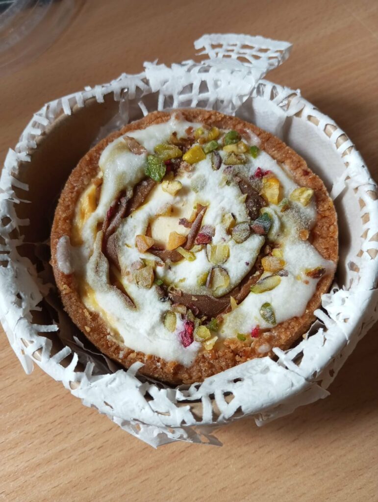 Zdjęcie klienta – Keto Tartaletka z serem i pistacją